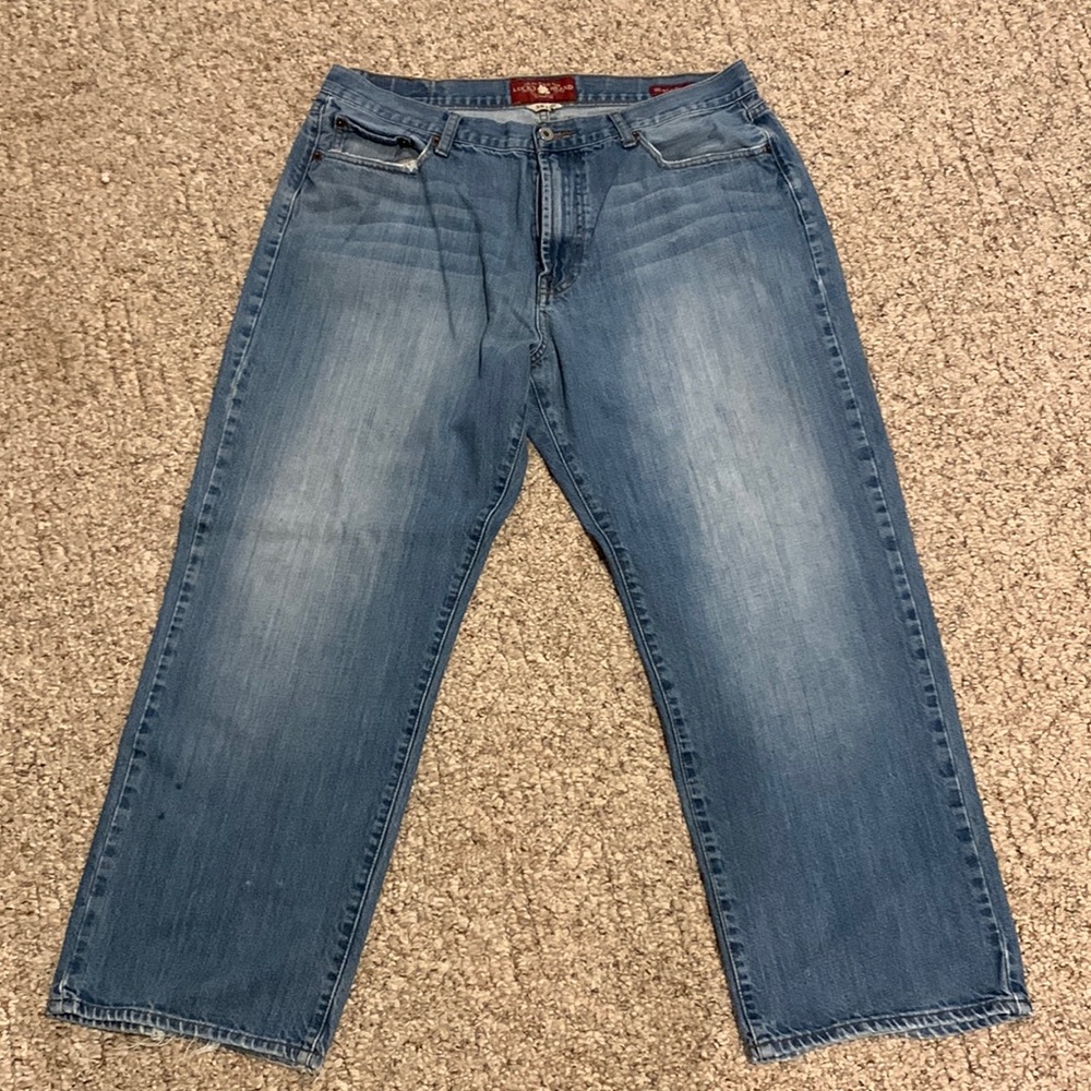 7. Lucky Brand Men’s Jeans 38 x 30